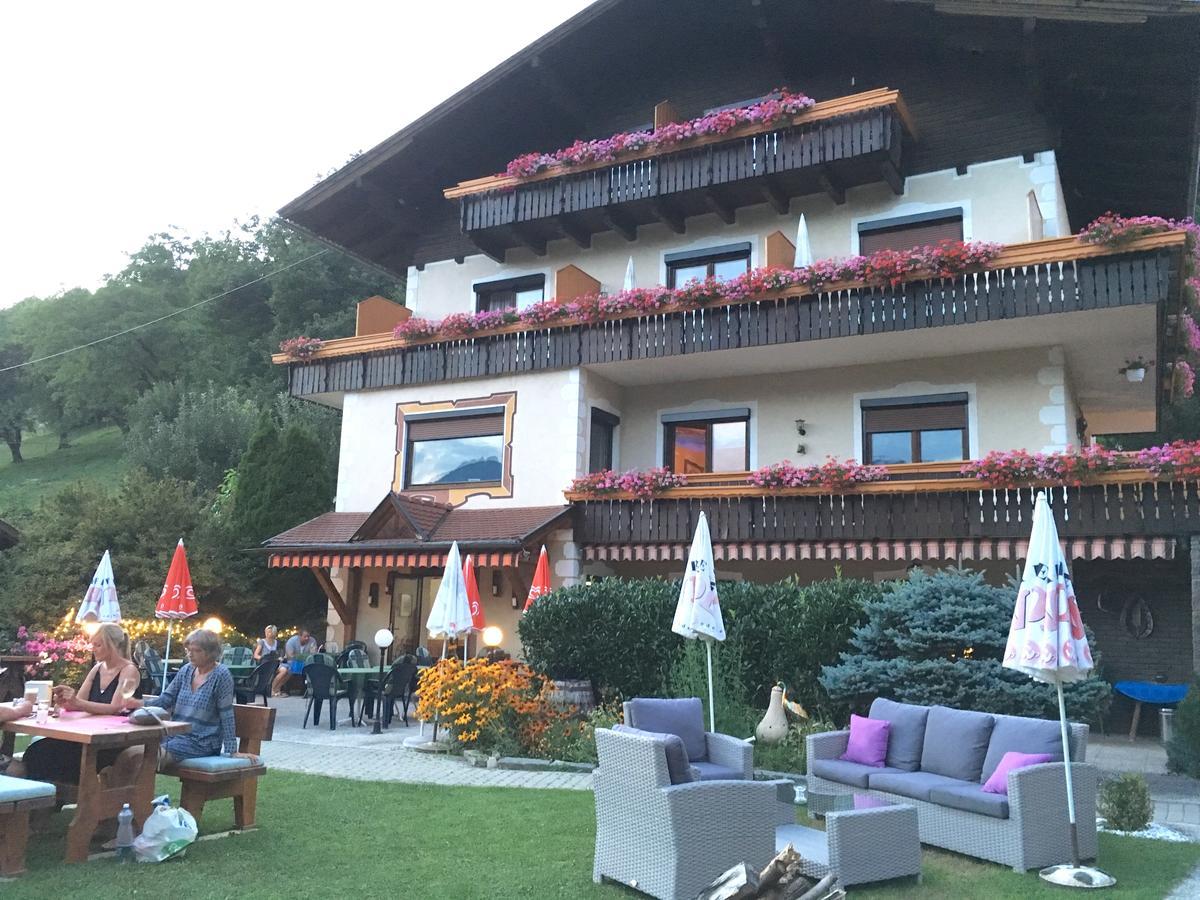 B&B Pension Karlsdorfer Hof Seeboden Extérieur photo